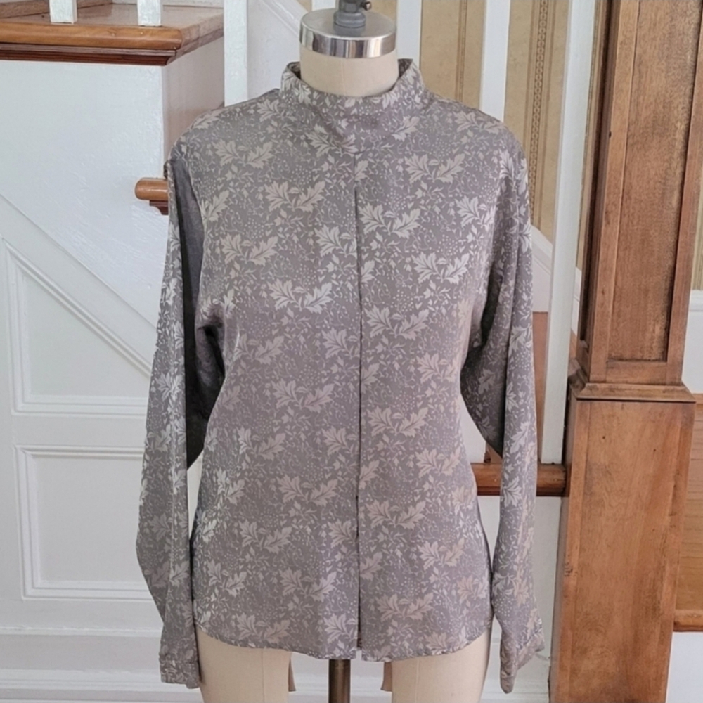 SAN ANDRE Gray Long Sleeve  Blouse Leaf Pattern Size Medium